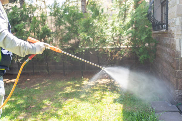 Best Pest Removal Services  in Armonk, NY